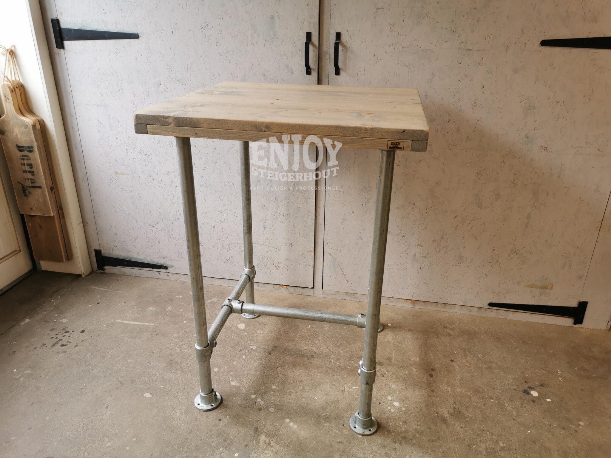 steigerbuis bartafel steigerhout